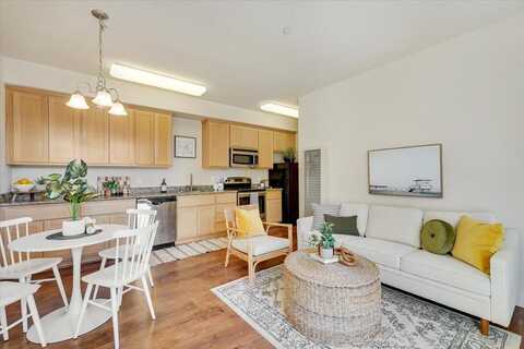 224 Laurel B202, SANTA CRUZ, CA 95060