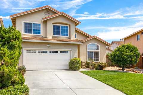 7 Massachusetts CIR, SALINAS, CA 93905