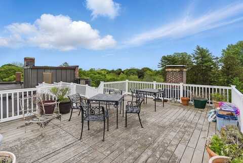 240 Brattle St, Cambridge, MA 02138