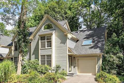 111 Brigham Street, Hudson, MA 01749