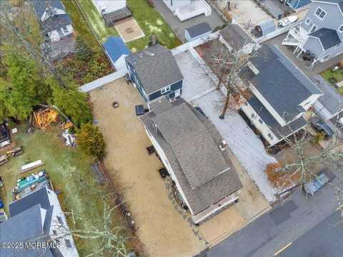 241 E Lakewood Avenue, Ocean Gate, NJ 08740