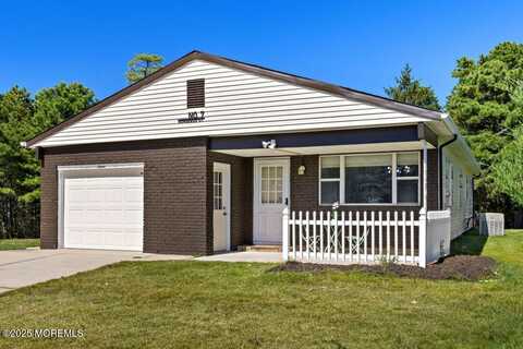 7 Bordeaux Court, Toms River, NJ 08757