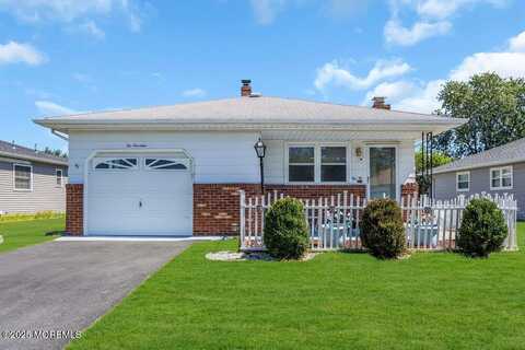 214 Charlotteville Drive N, Toms River, NJ 08757