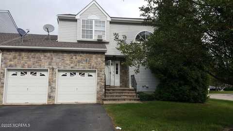 1 Skylark Court, Marlboro, NJ 07746