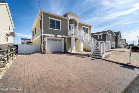 103 E Hudson Drive, Little Egg Harbor, NJ 08087