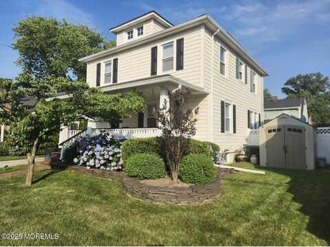 8 Bassett Place, Red Bank, NJ 07701
