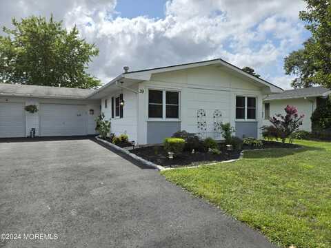39 Blake Circle, Brick, NJ 08724