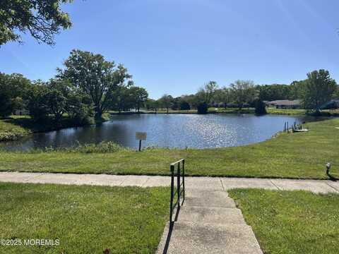 246 B Jefferson Court, Lakewood, NJ 08701