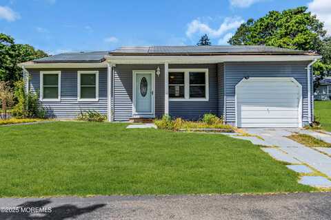 23 Brentwood Street, Whiting, NJ 08759