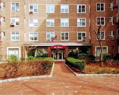 64-11 99 St, Rego Park, NY 11374