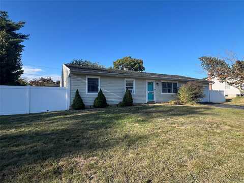 43 Rush Street, Port Jefferson Station, NY 11776