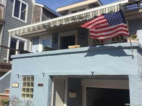 70 Kentucky Street, Long Beach, NY 11561