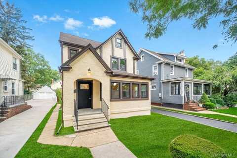 103 Calla Avenue, Floral Park, NY 11001