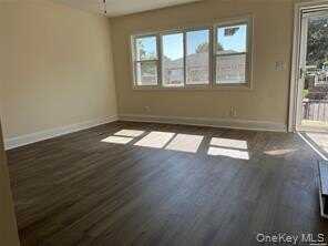 90 Murray Hill Street, Elmont, NY 11003