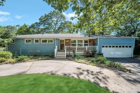 12 Inwood Road, Center Moriches, NY 11934