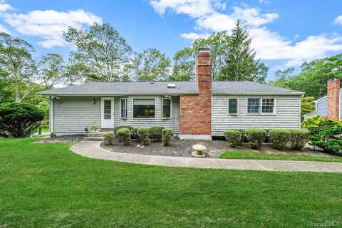 25 Woodville Road, Shoreham, NY 11786
