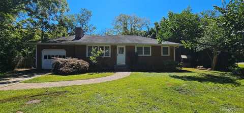 2491 River Road, Calverton, NY 11933