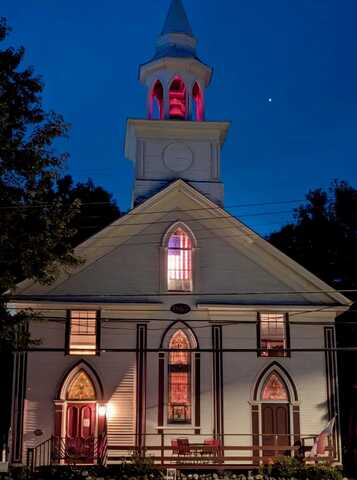 83 Main Street, Phillips, ME 04966