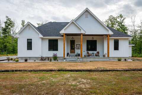 96 Ledgewood Lane, Brownfield, ME 04010