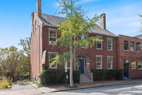 40 Pleasant Street, Portland, ME 04101