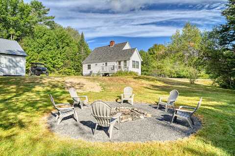 2 Piper Lane, Abbot, ME 04406