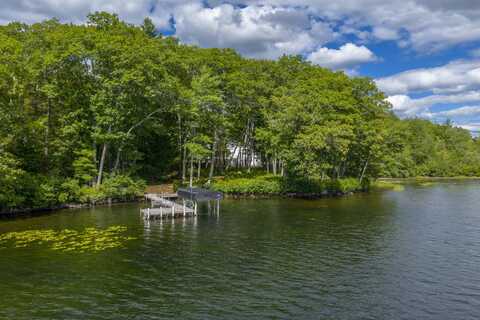 78 Rosewood Drive, Raymond, ME 04071