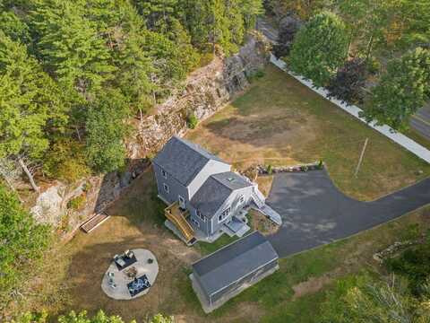 71 Mountain Road, York, ME 03902