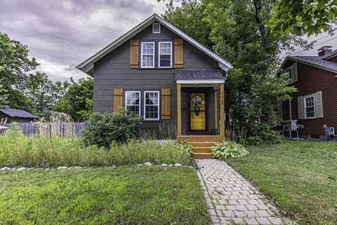 172 Fern Street, Bangor, ME 04401