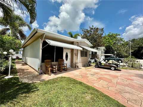 186 Panther Pass, NAPLES, FL 34114