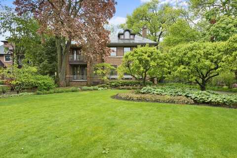 212 Sheridan Road, Kenilworth, IL 60043