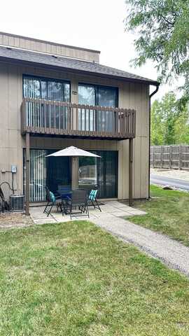 12 Saint Thomas Colony, Fox Lake, IL 60020