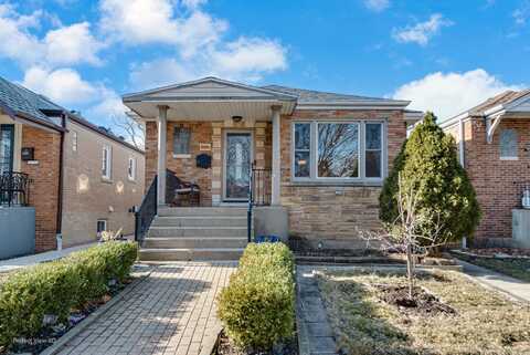 6104 N KIMBALL Avenue, Chicago, IL 60659