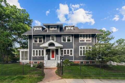 633 Elmwood Avenue, Wilmette, IL 60091