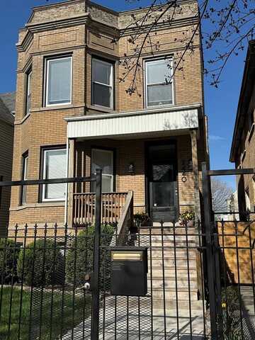 2440 N Saint Louis Avenue, Chicago, IL 60647