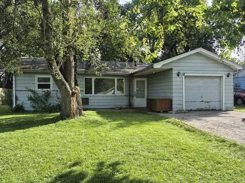 555 W Auburn Lane, Crete, IL 60417