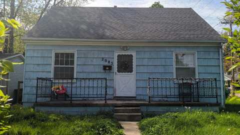 2085 N Monroe Street, Decatur, IL 62526