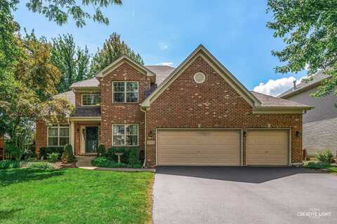 215 Long Beach Road, Oswego, IL 60543