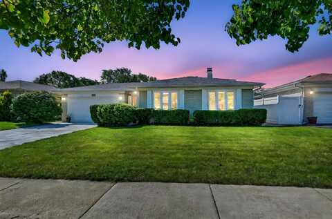 1813 W Pheasant Trail, Mount Prospect, IL 60056