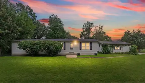 304 E North Street, Bellflower, IL 62174