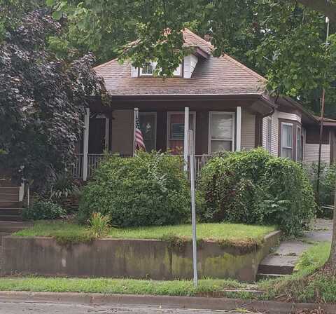 703 S Randolph Street, Champaign, IL 61820