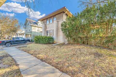 305 W Oregon Street, Urbana, IL 61801