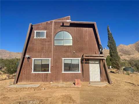 19765 Rox Road, Apple Valley, CA 92308