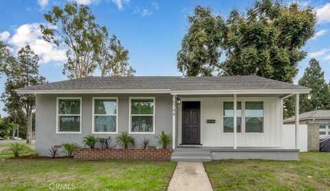 5744 Castana Avenue, Lakewood, CA 90712