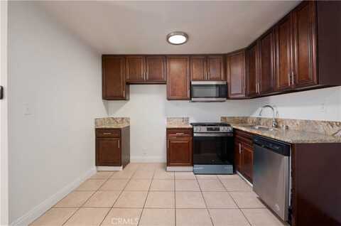 6023 Whitsett Ave, North Hollywood, CA 91606