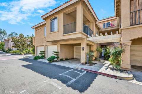 8215 E White Oak Ridge, Orange, CA 92869
