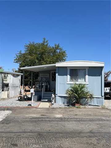 21922 Ottawa, Apple Valley, CA 92308