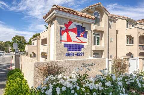 4591 Warner Avenue, Huntington Beach, CA 92649