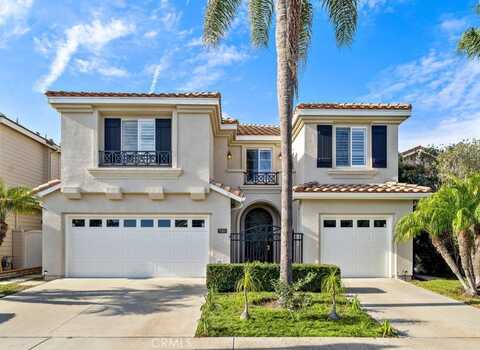 7095 Ashley Drive, Huntington Beach, CA 92648