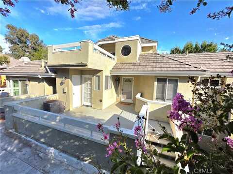 26121 Mcbean, Valencia, CA 91355