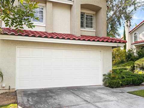 33 Wild Horse Loop, Rancho Santa Margarita, CA 92688